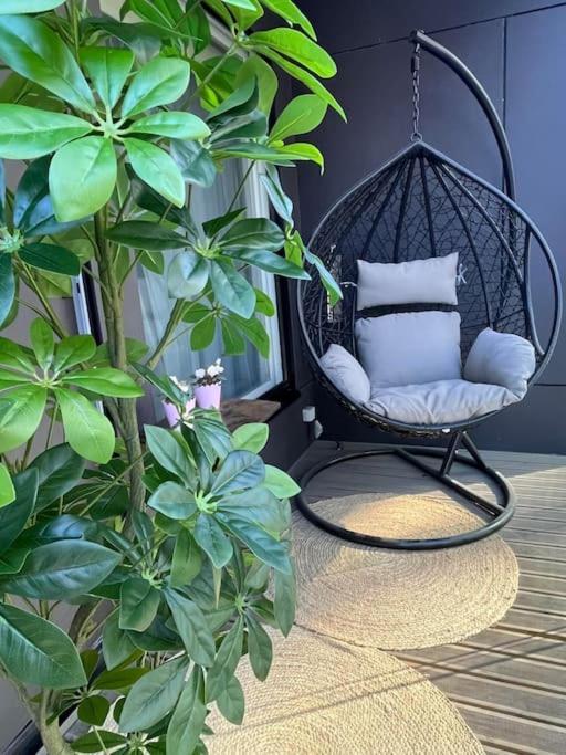 Modern & Cozy Place In The Very Heart Of טאלין מראה חיצוני תמונה
