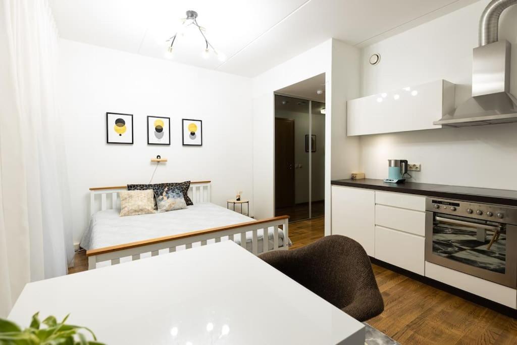 Modern & Cozy Place In The Very Heart Of טאלין מראה חיצוני תמונה